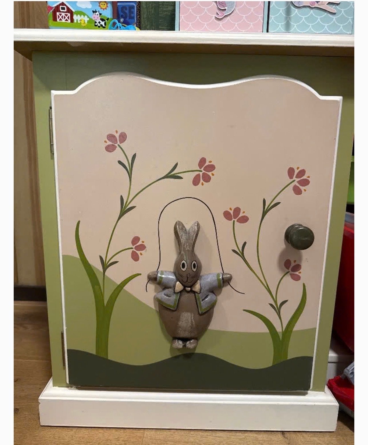 Leuke kindercommode met konijnendecoratie, Minder dan 90 cm, Gebruikt, Minder dan 75 cm, 50 tot 70 cm