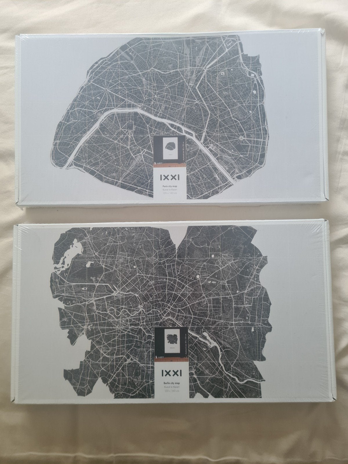 IXXI Poster City Map Parijs Berlijn nieuw Paris Berlin, Huis en Inrichting, Papier/karton, Nieuw, Ophalen of Verzenden, Wandbord of Wandpaneel