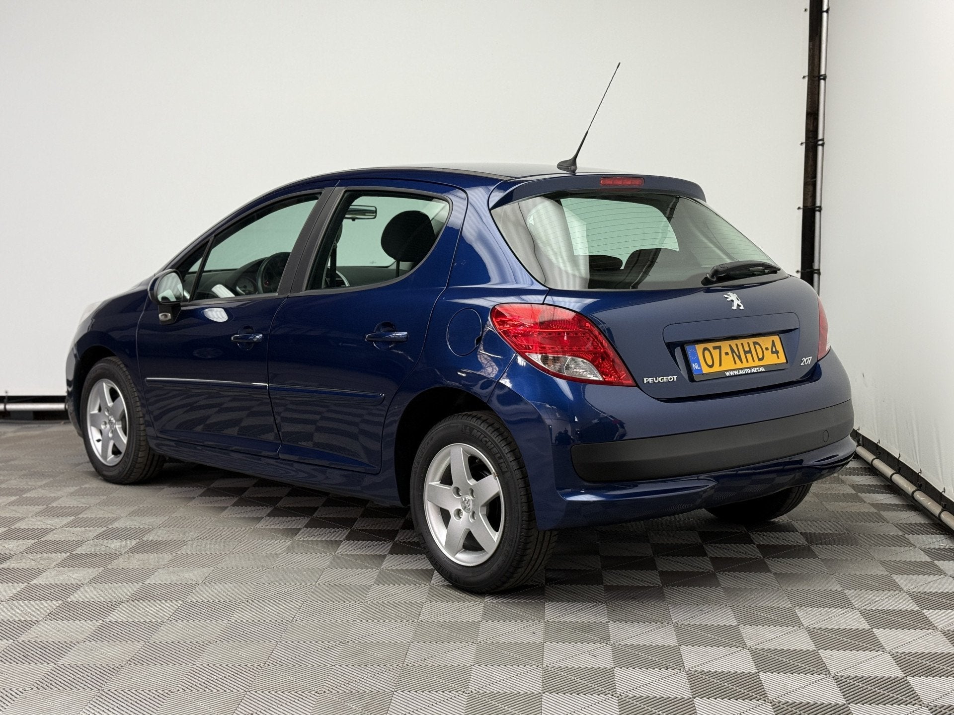 Peugeot 207 1.4 VTi Style 5-drs Airco LM15" NL Auto, Auto's, Voorwielaandrijving, Euro 5, Stof, Gebruikt