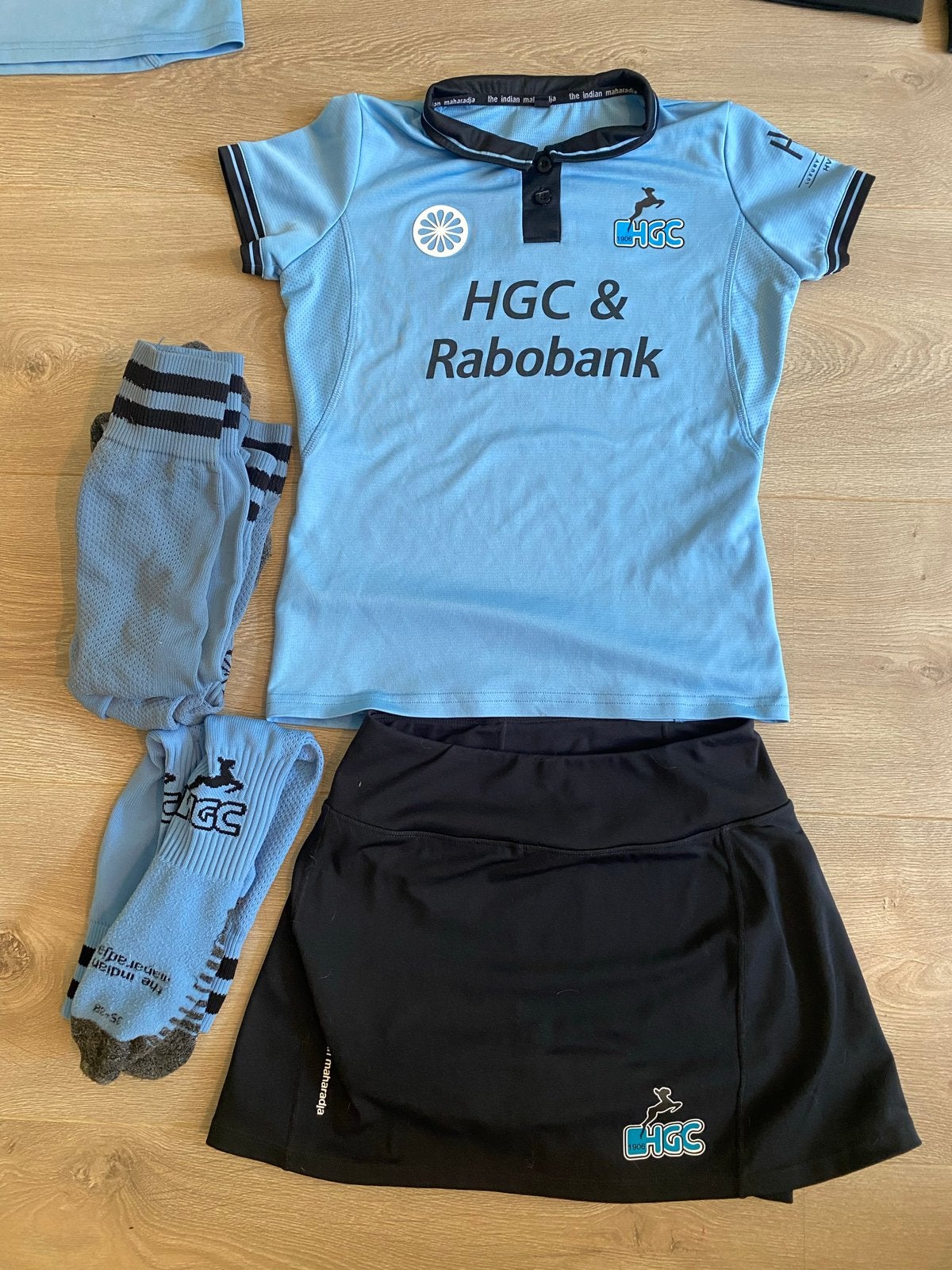 HGC Hockey meisjes Tenue: Shirt, Rokje, Sokken, Trui & Sche, Sport en Fitness, Hockey, Ophalen of Verzenden, Zo goed als nieuw