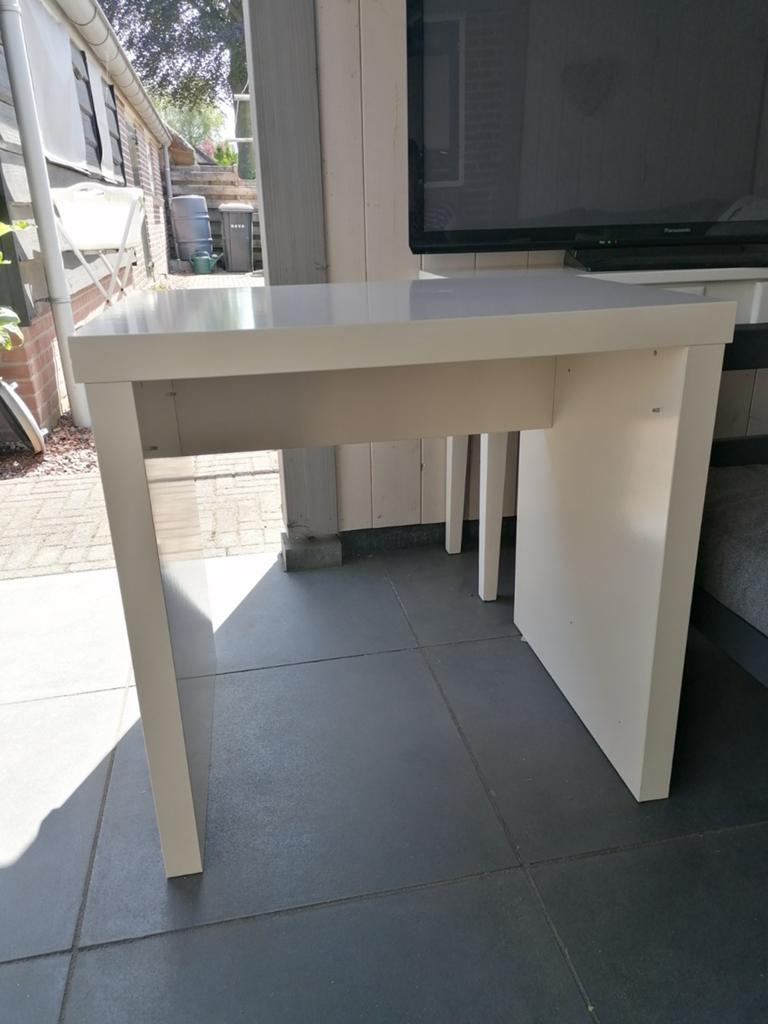 Bureau / (computer) tafel, Ophalen, 78 cm, Spaanplaat of MDF, Schoolbureau
