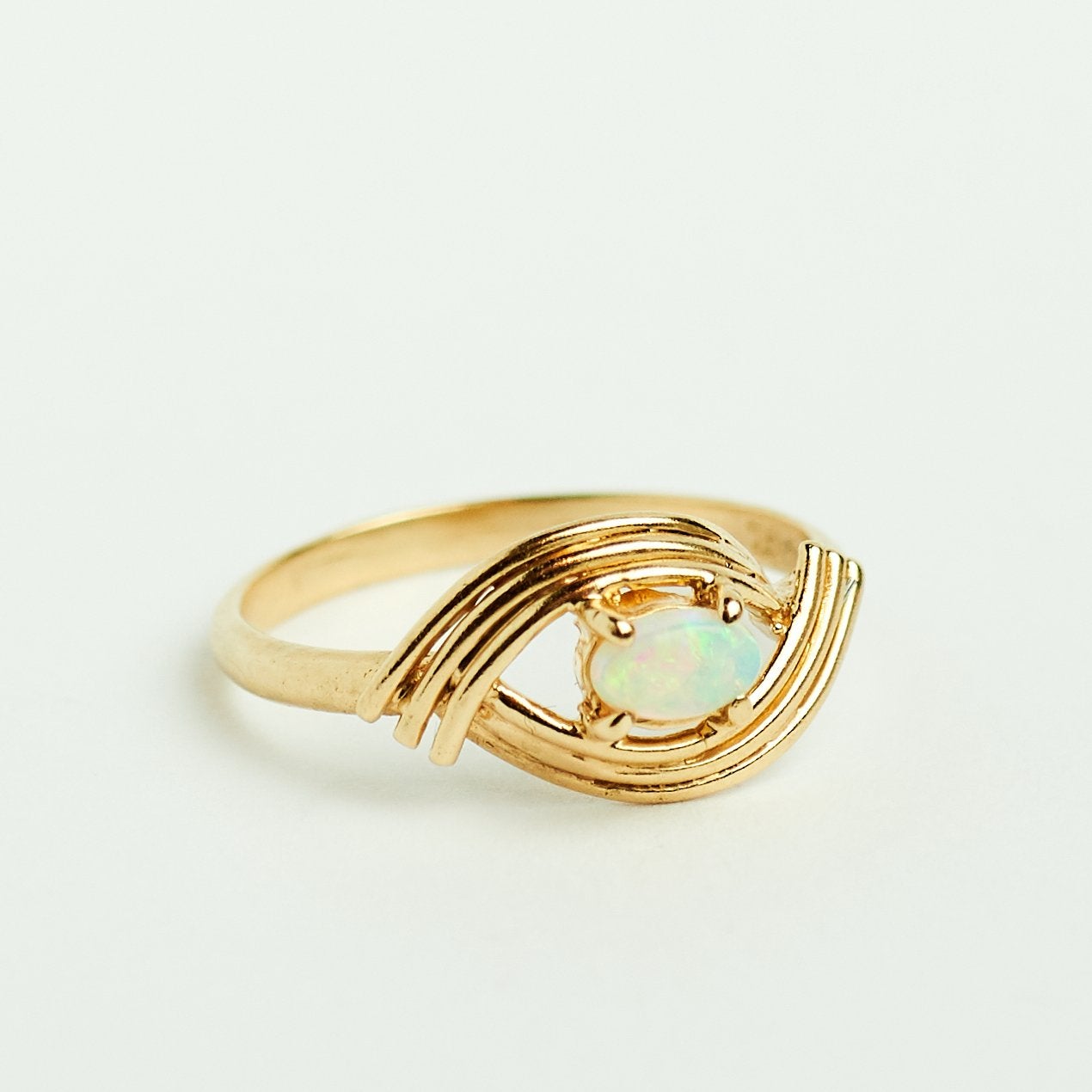 Vintage gouden ring met opaal goud 9 karaat verlovingsring, Ophalen of Verzenden, Met edelsteen, Dame, Goud