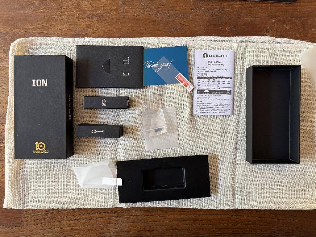 Olight ION limited edition 10 years aniversary, Verzenden, Zo goed als nieuw, Accu