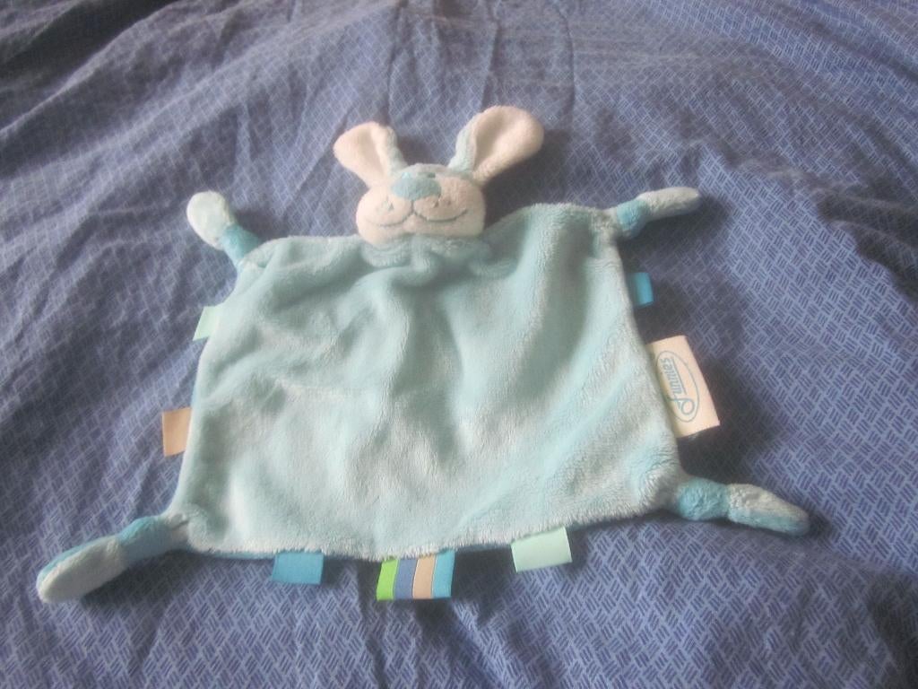 Nieuw aqua/turquoise/wit knuffel doekje/label doekje hondje, Ophalen of Verzenden, Nieuw, Hond, Wasbaar