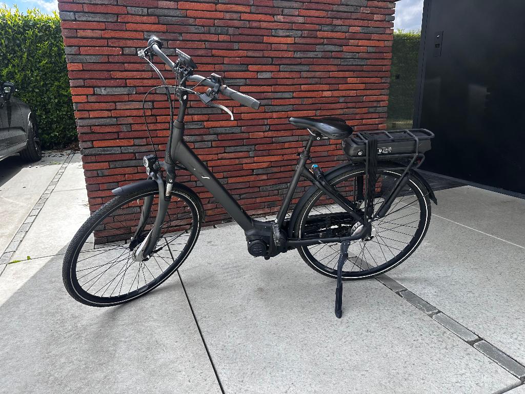 Giant E-Tour+ elektrische fiets – maat M/52  slechts 4000 km, Fietsen en Brommers, Elektrische fietsen, Ophalen, Gebruikt, Giant