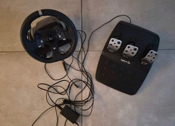 Logitech G920 Racestuur voor Xbox en PC - Z.G.A.N., Verstelbaar, Ophalen of Verzenden, Gebruikt, Xbox