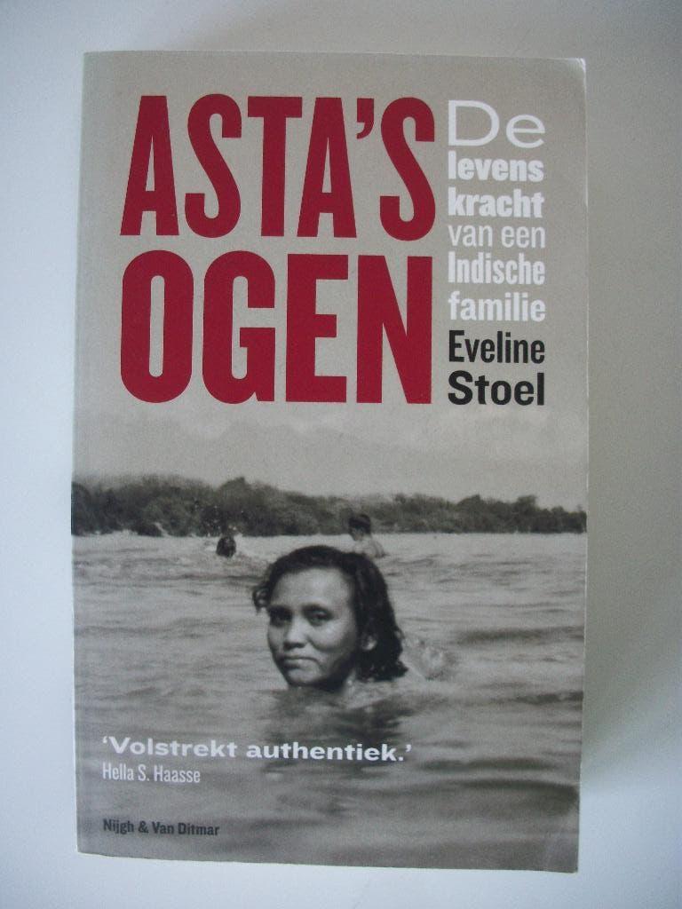 Asta's ogen - Eveline Stoel - Biografisch - zgan, Ophalen of Verzenden, Zo goed als nieuw, Eveline Stoel, Overige