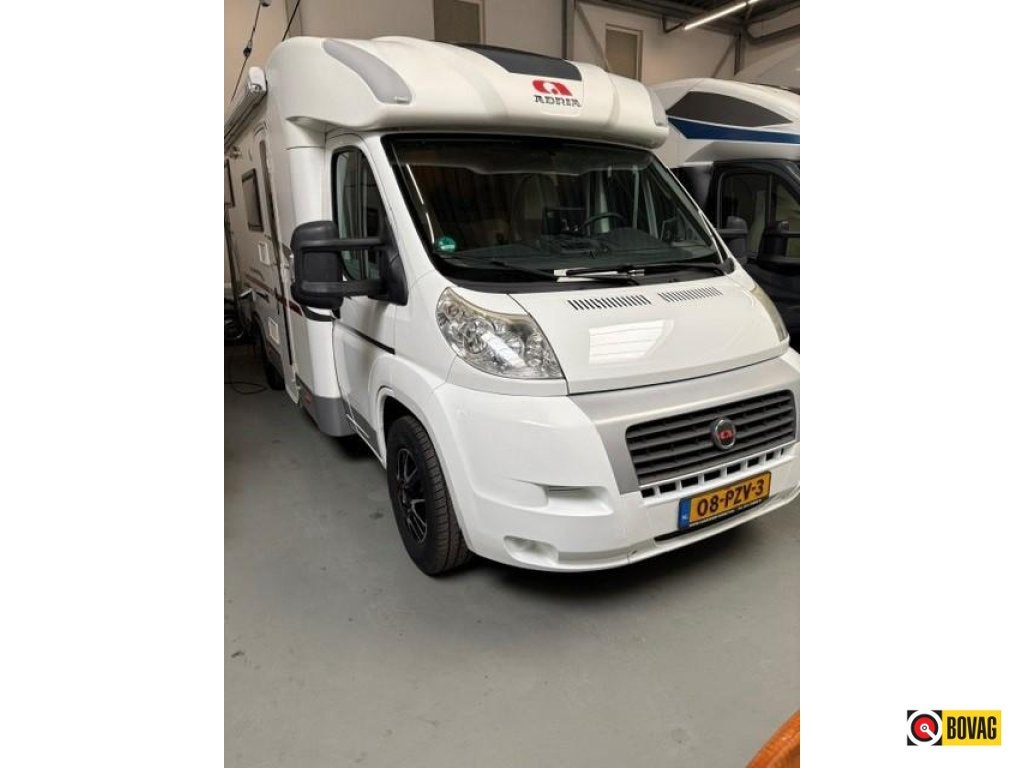 Adria Coral S 660 SL, Ringverwarming, Fiat, Airbags, 7 tot 8 meter