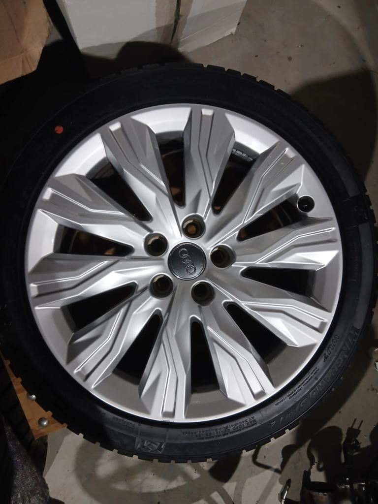 Div winterset Audi A4 B8.x / B9.x, Ophalen, 18 inch, Nl, Gebruikt