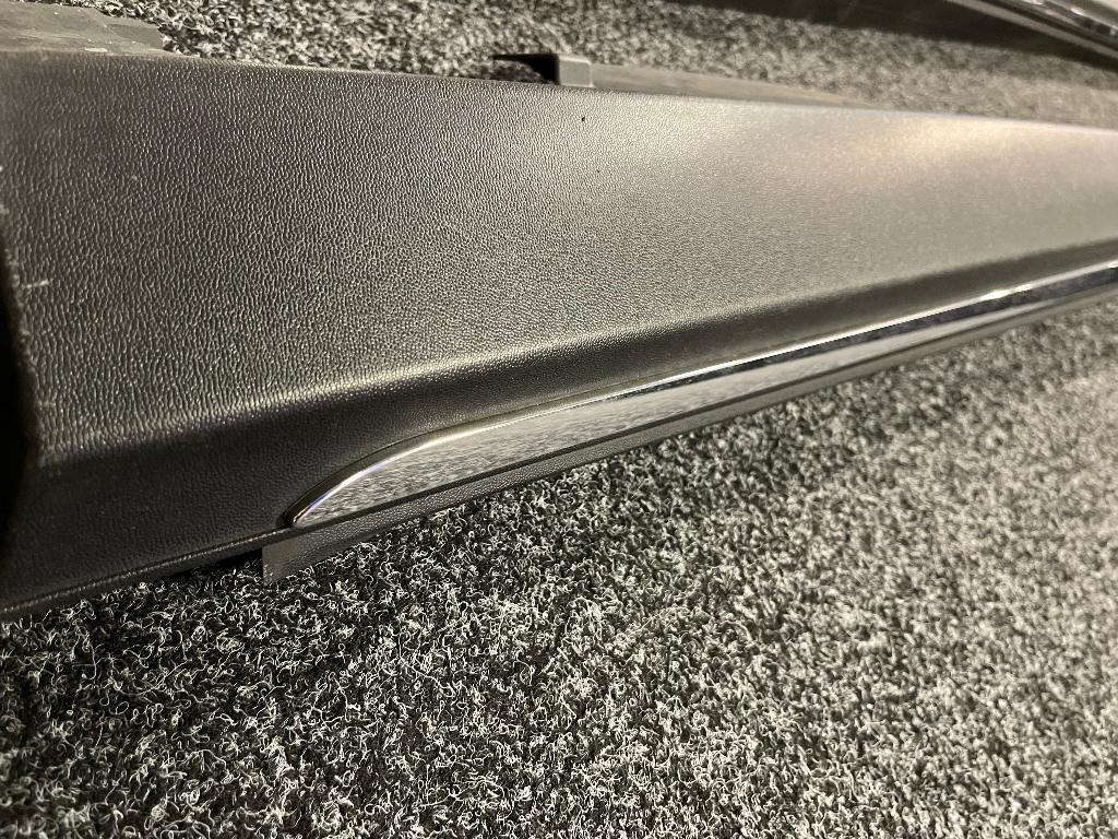 originele Side skirts AMG-Style ABS Kunstof Mercedes ML  GL, Ophalen
