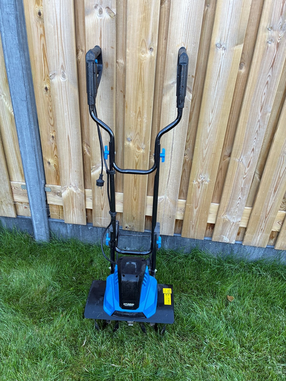 Hyundai Tuinfrees - Zo goed als nieuw, Tuin en Terras, Ophalen, Zo goed als nieuw