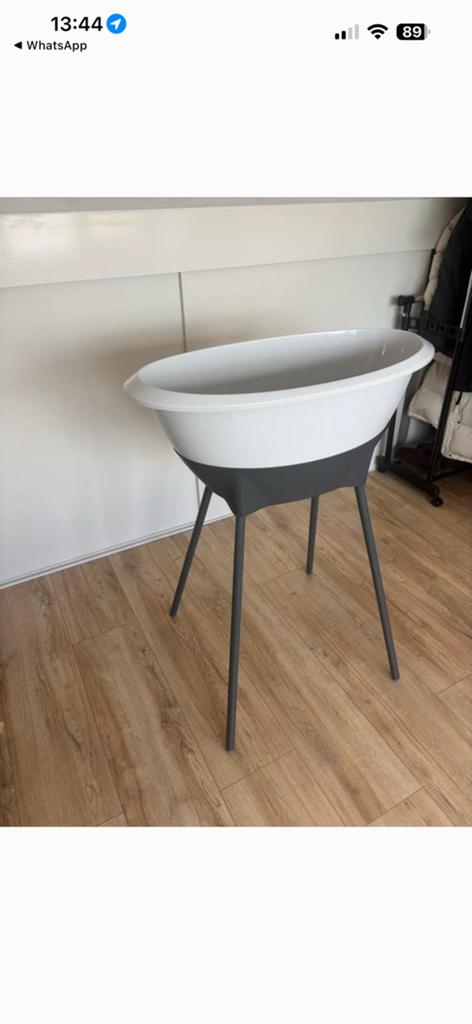 Luma babybadje met standaard, Ophalen, Zo goed als nieuw, Badje, Standaard