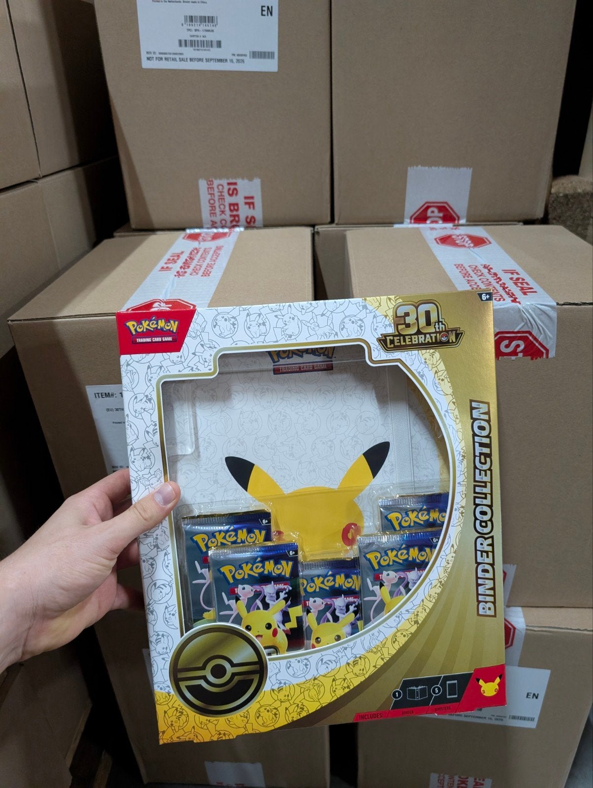 Pokémon 30th Celebration Binder Collectie, Ophalen of Verzenden, Nieuw, Boek of Catalogus