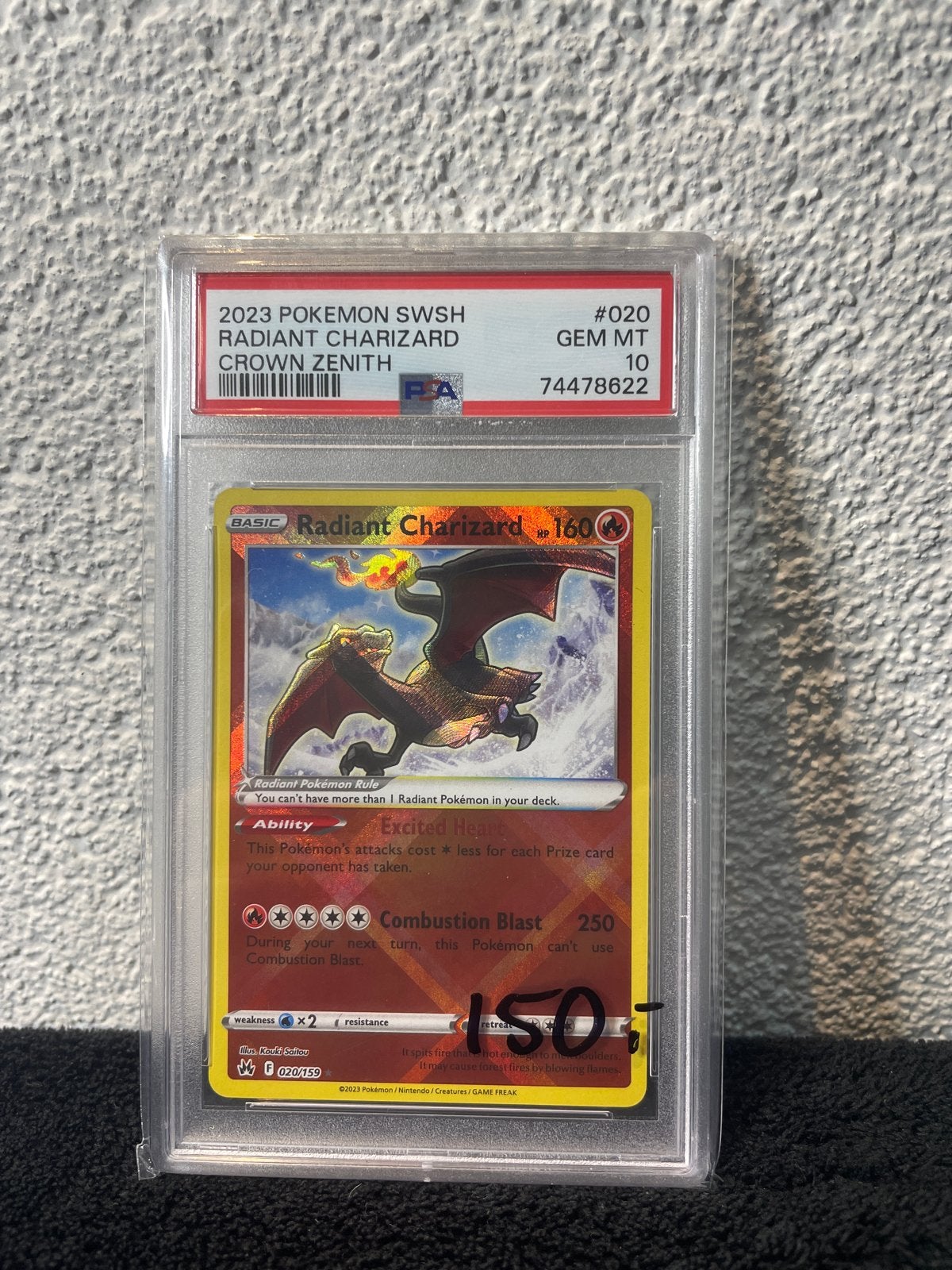 PSA 10 Radiant Charizard Crown Zenith Pokémon Kaart, Ophalen of Verzenden, Zo goed als nieuw, Losse kaart, Foil