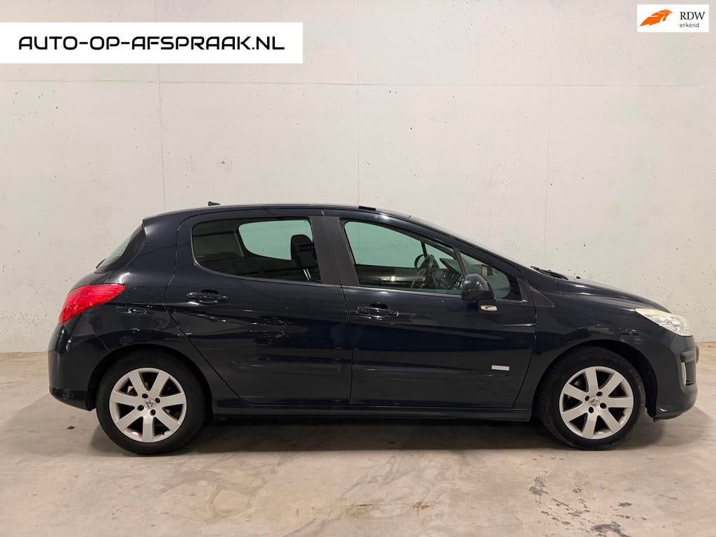 Peugeot 308 1.6 HDiF Millesim 200 5drs. Navi Cruise Trekhaak, Voorwielaandrijving, Euro 5, Gebruikt, 4 cilinders