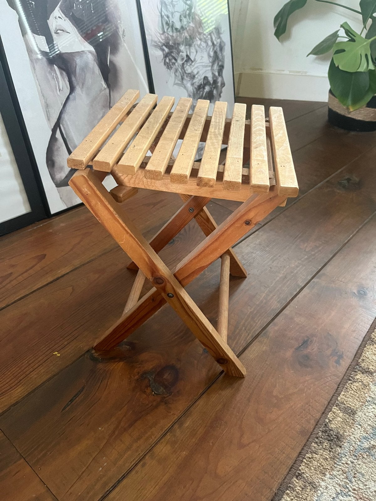 Houten inklapbaar krukje, Ophalen, Hout