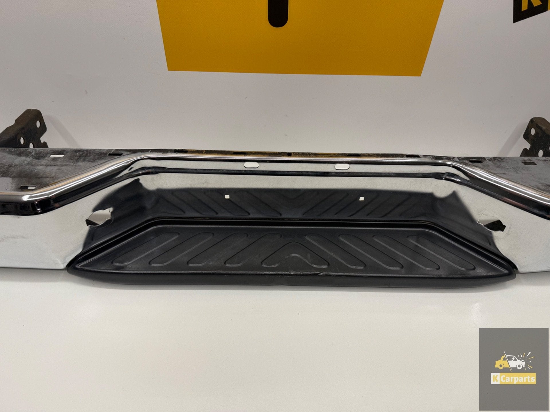Achterbumper Nissan Navara 850222EA600 Origineel, Takashima 1-chome 1-1
220-8686  Yokohama, Ophalen of Verzenden, Achter, Bumper