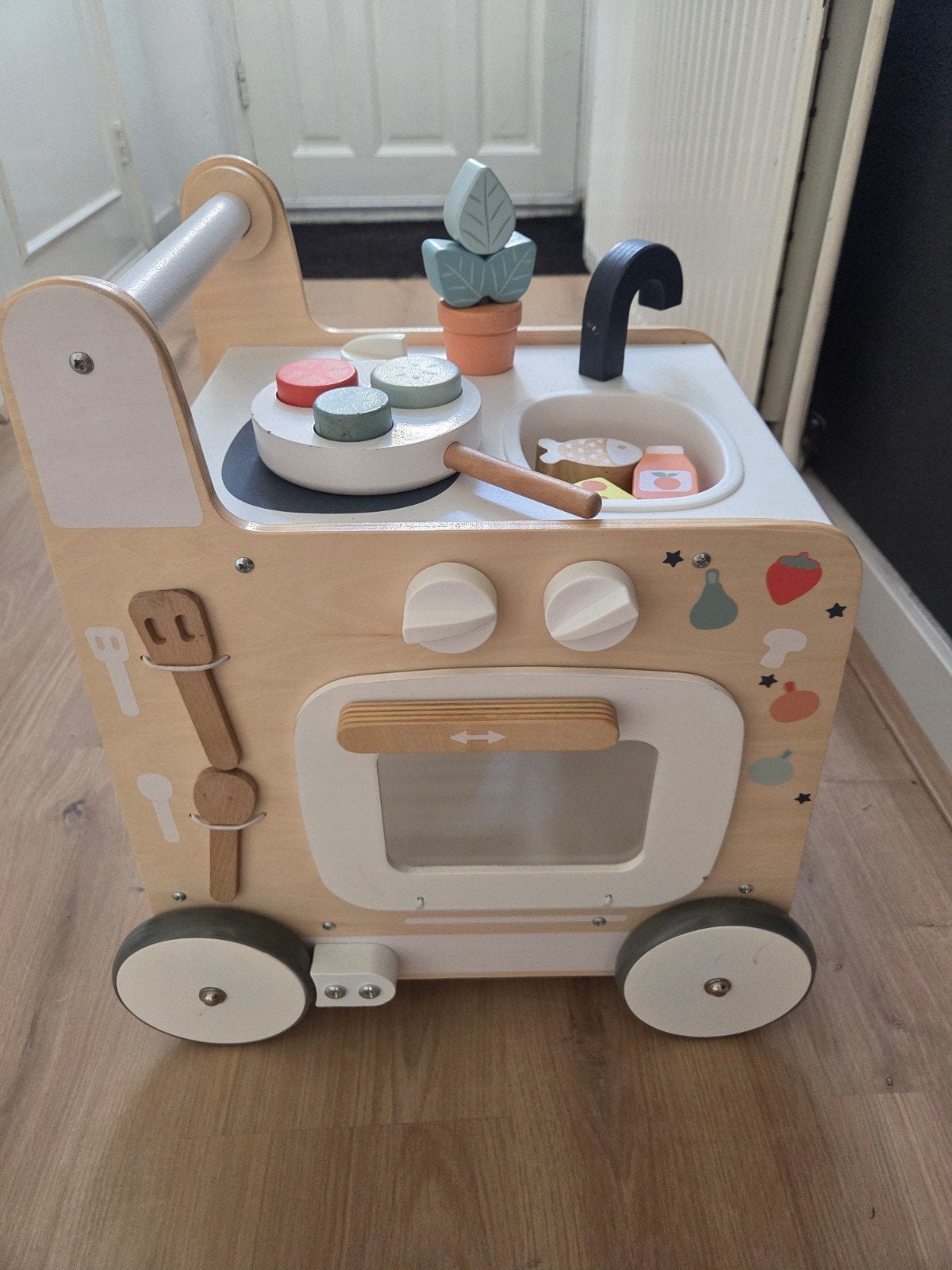 Vertbaudet Wandelwagen Keuken / Loopkeuken, Ophalen, Gebruikt, Meubelstuk of Keukentje