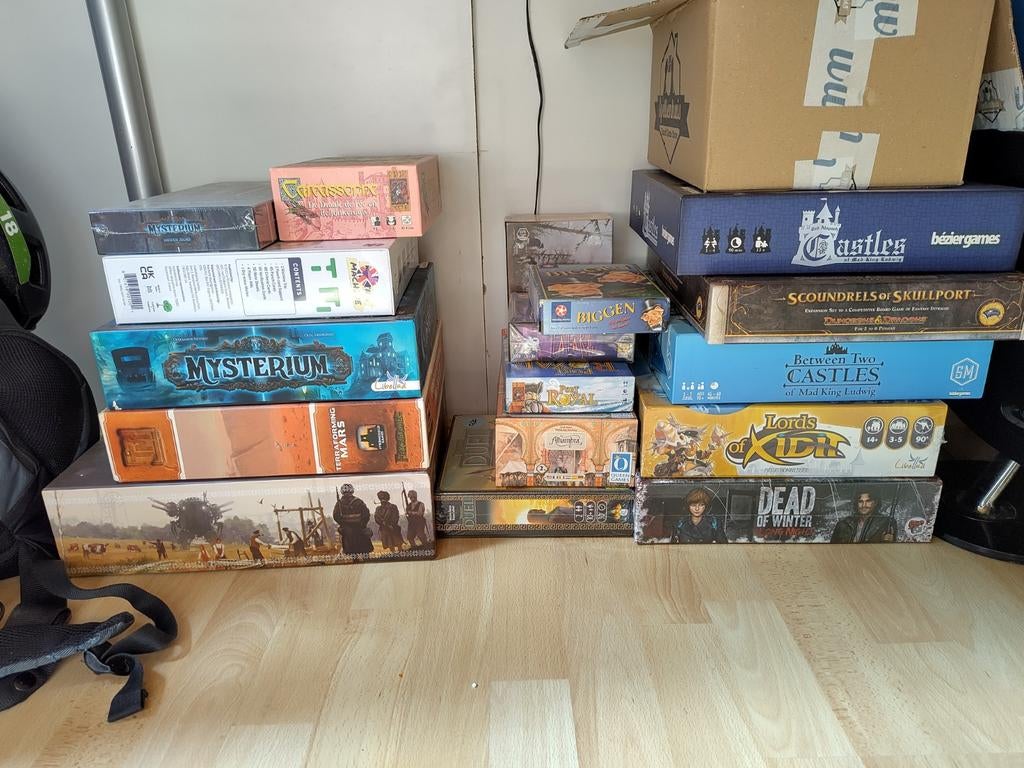 Diverse bordspellen, Hobby en Vrije tijd, Gezelschapsspellen | Bordspellen, Ophalen of Verzenden, Nieuw
