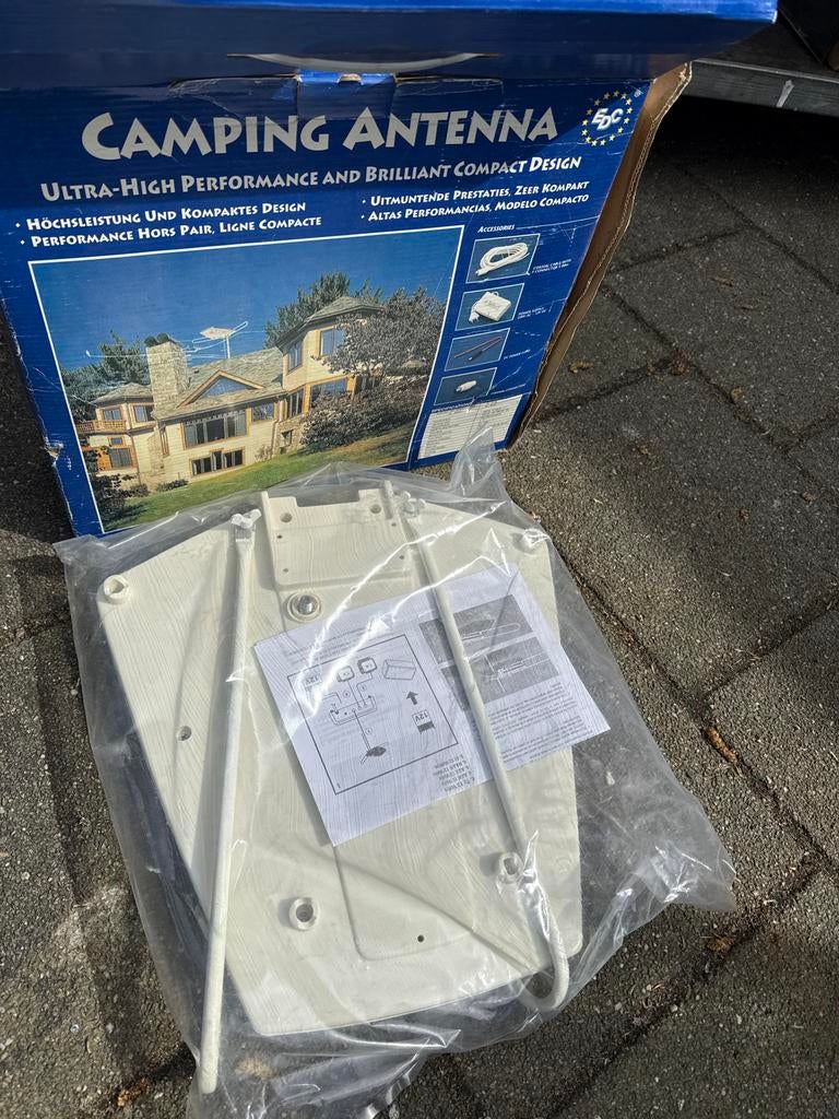 Camping Antenne, Ophalen of Verzenden, Zo goed als nieuw, (Schotel)antenne, Overige merken