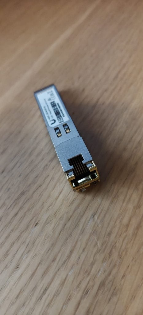 Ubiquiti unifi UACC-CM-RJ45-1G SFP module en dackabel 1Gb, Computers en Software, Ophalen of Verzenden, Zo goed als nieuw
