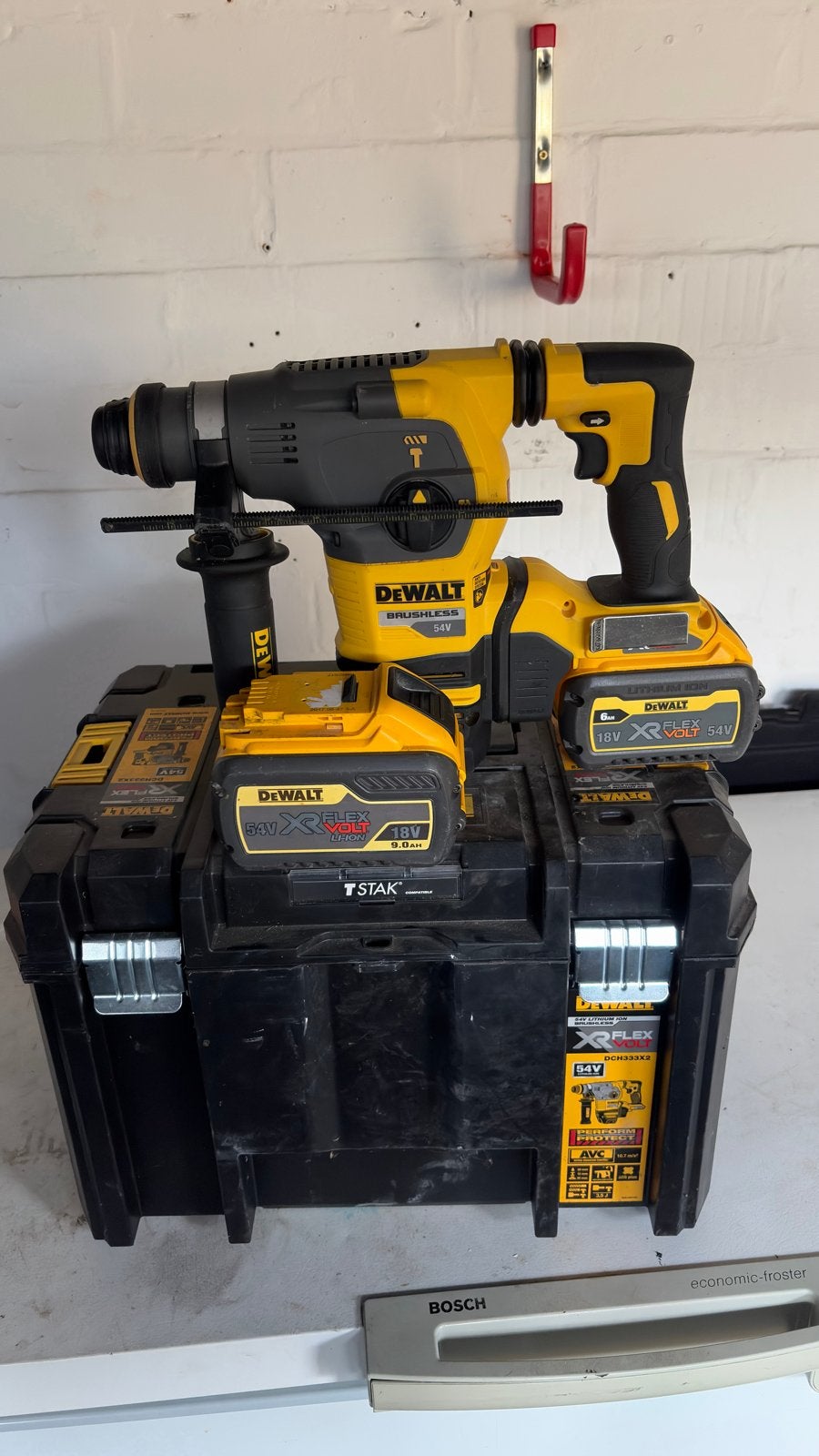 DeWalt DCH333 Boorhamer met accu en koffer