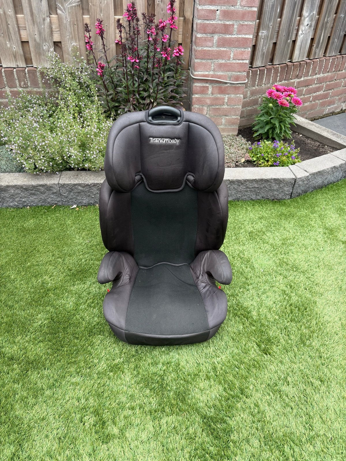 Titaniumbaby Stoelverhoger Auto met Rugleuning, 15 t/m 36 kg, Zijbescherming, Ophalen, Overige merken