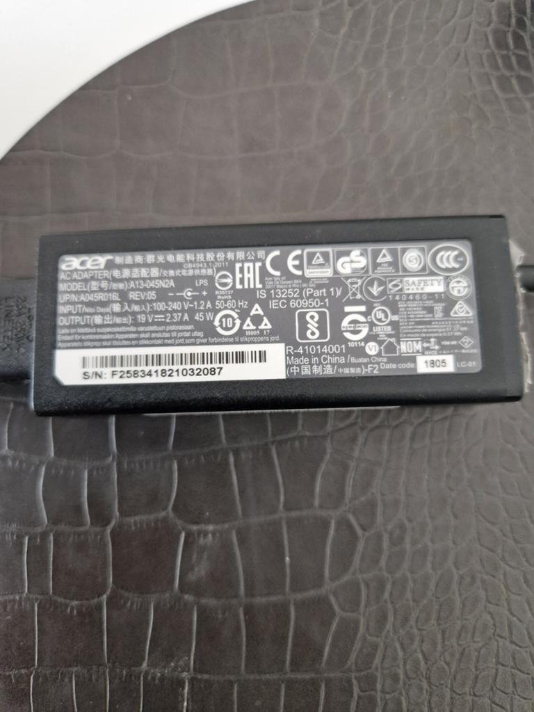 Acer A13-045N2A AC Adapter, Computers en Software, Laptop-opladers, Ophalen