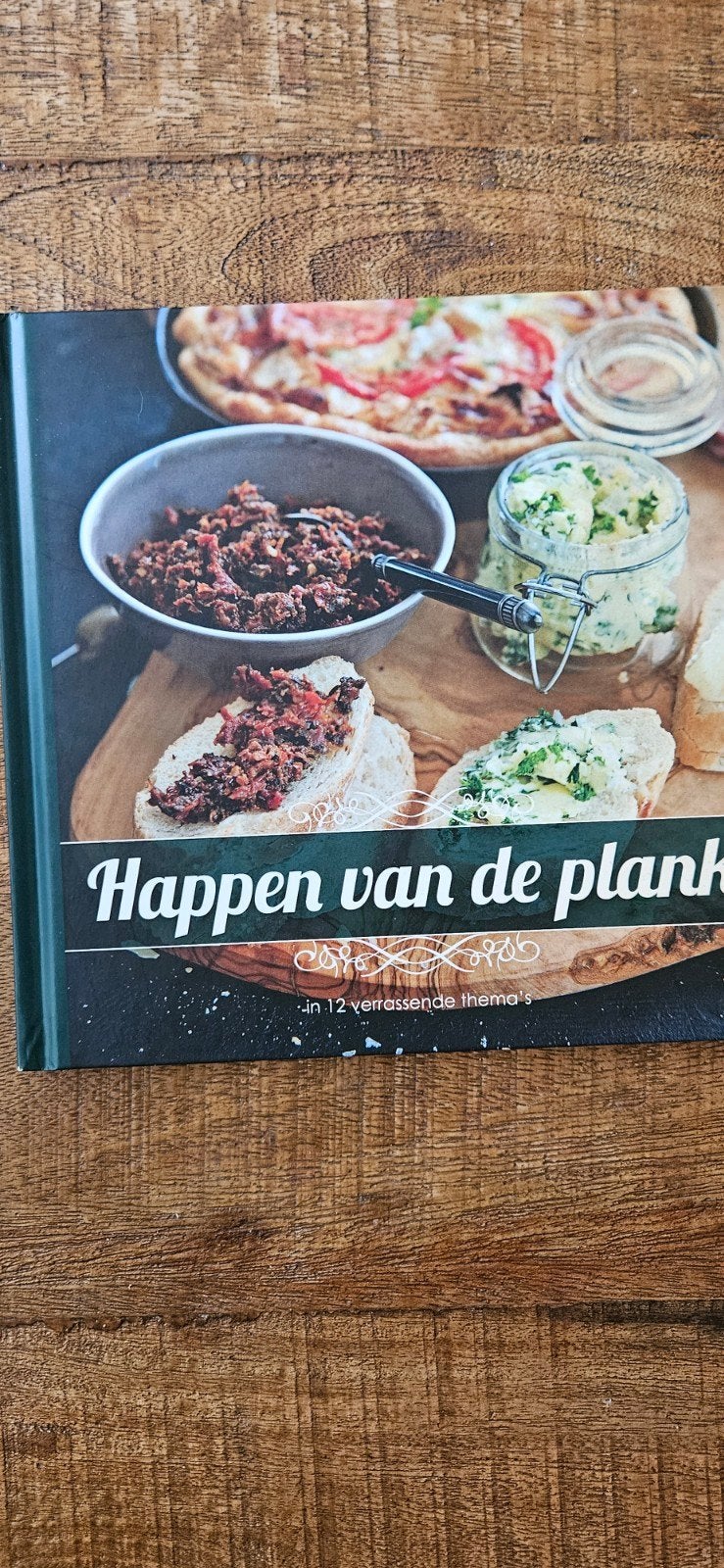 Happen van de plank in 12 verrassende thema's, Boeken, Onbekend, Voorgerechten en Soepen, Ophalen of Verzenden, Zo goed als nieuw