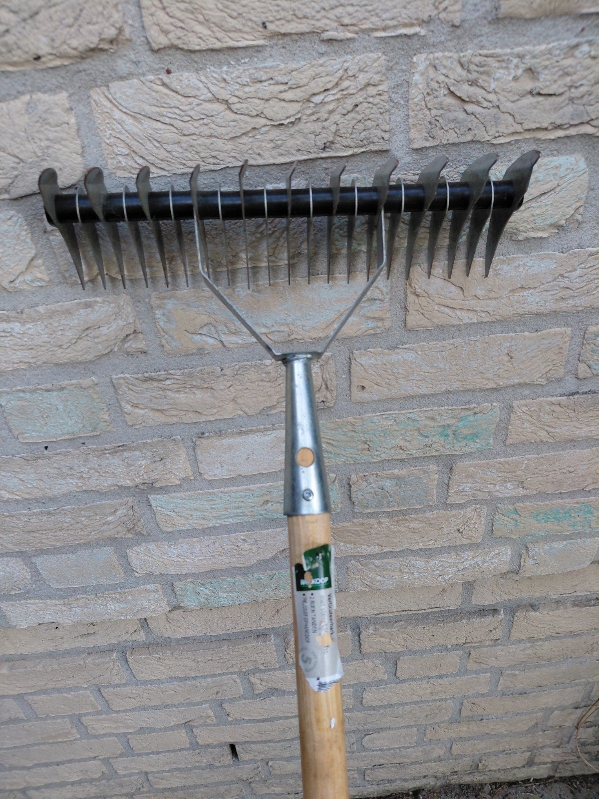 Verticuteerhark met houten steel, Tuin en Terras, Hand-tuingereedschap, Ophalen, Gebruikt, Hark