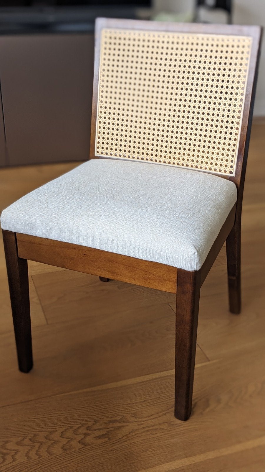 Set van 2 nieuwe vintage massief houten eetkamerstoelen, Ophalen