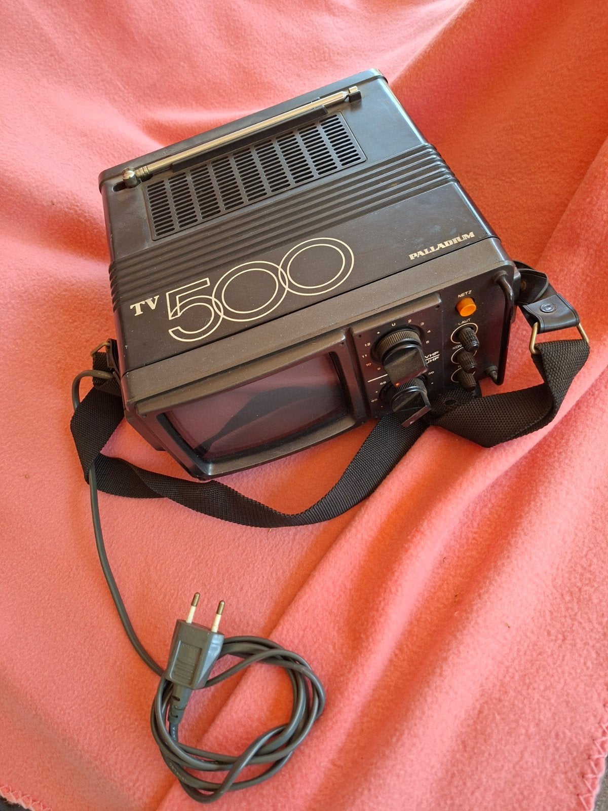 PALLADIUM TV 500 Vintage Draagbare Televisie Jaren '80, Ophalen of Verzenden, Gebruikt, Minder dan 40 cm