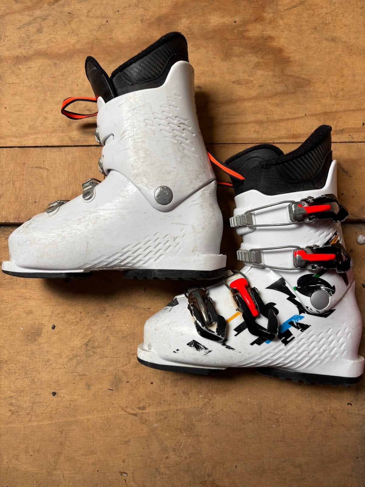 Witte ski schoenen - Maat 225 (265 mm) (35/36), Gebruikt, 100 tot 140 cm, Schoenen, Skiën