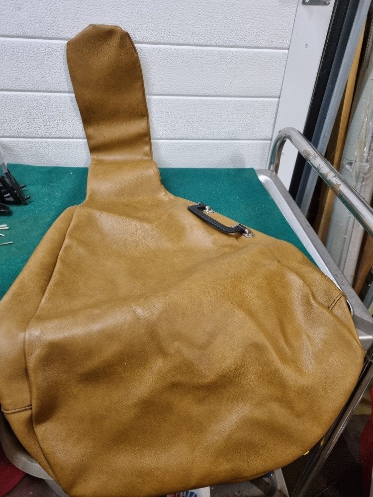 gitaar hoes bruin skai leder met handgreep, Ophalen of Verzenden, 'T Olde Gre-j, Info@toldegrej.nl, Endepoelstraat 20f Didam