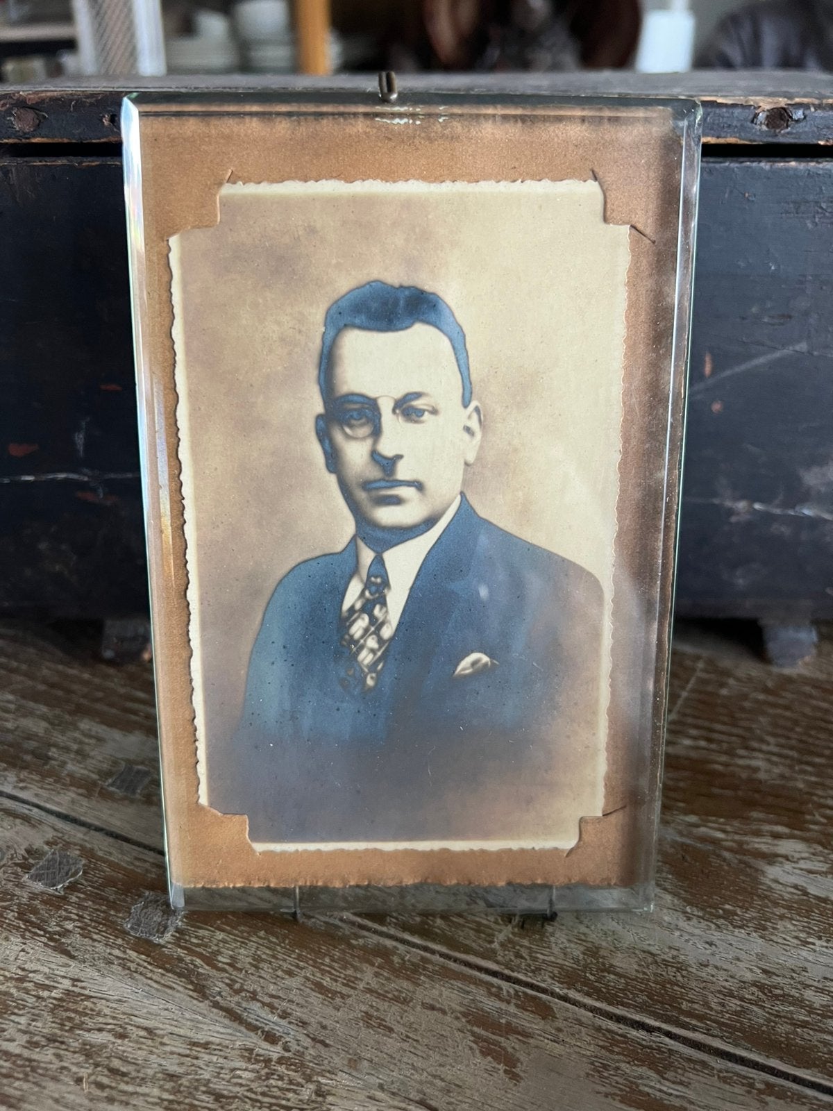 MOOI OUD FOTOLIJSTJE VAN GLAS EN METAAL, Antiek en Kunst, Ophalen of Verzenden