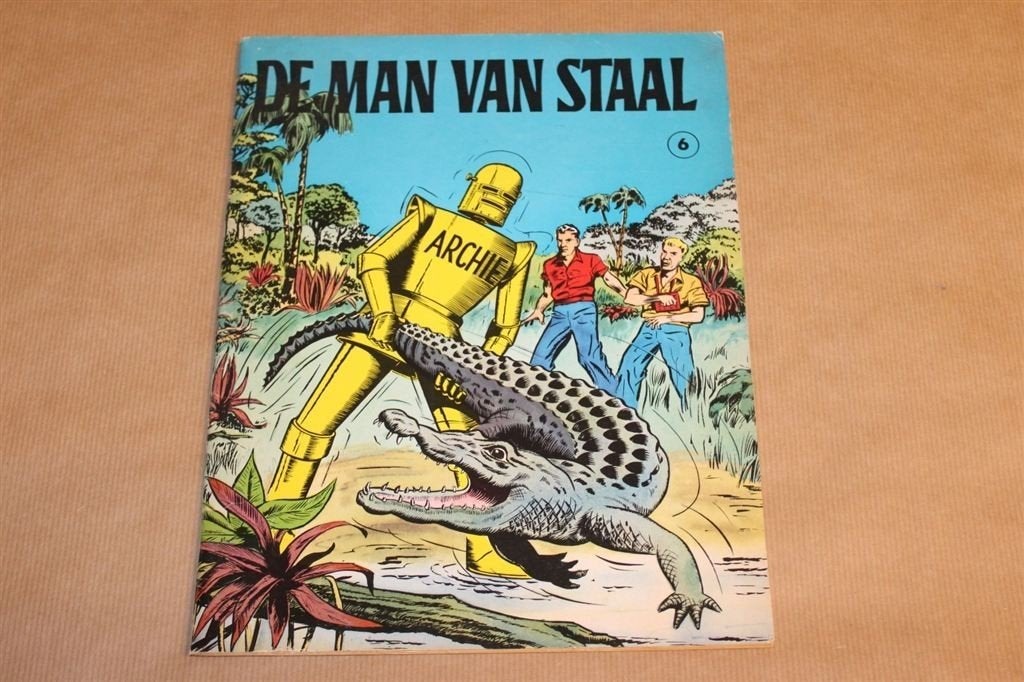 Archie de man van staal - Deel 6, Boeken, Stripboeken, Eén stripboek, Ophalen of Verzenden, Zo goed als nieuw
