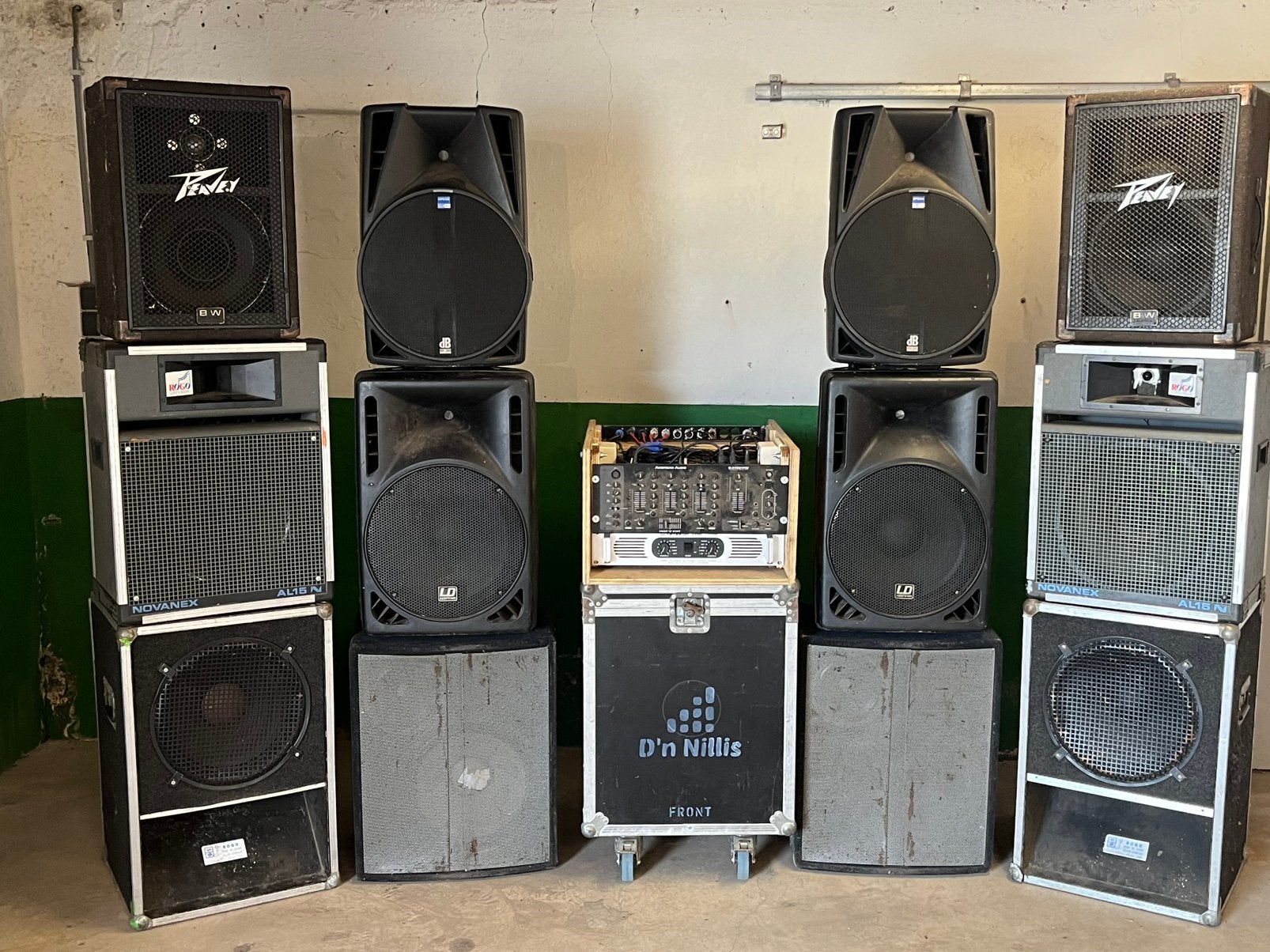 Complete geluidsinstallatie met speakers en versterkers, Gebruikt, Overige typen, 120 watt of meer, Ophalen