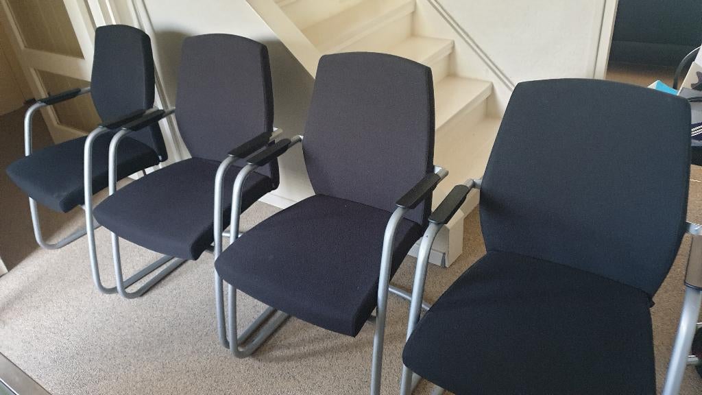 bureau stoelen, Ophalen, Zwart, Zo goed als nieuw, Bureaustoel