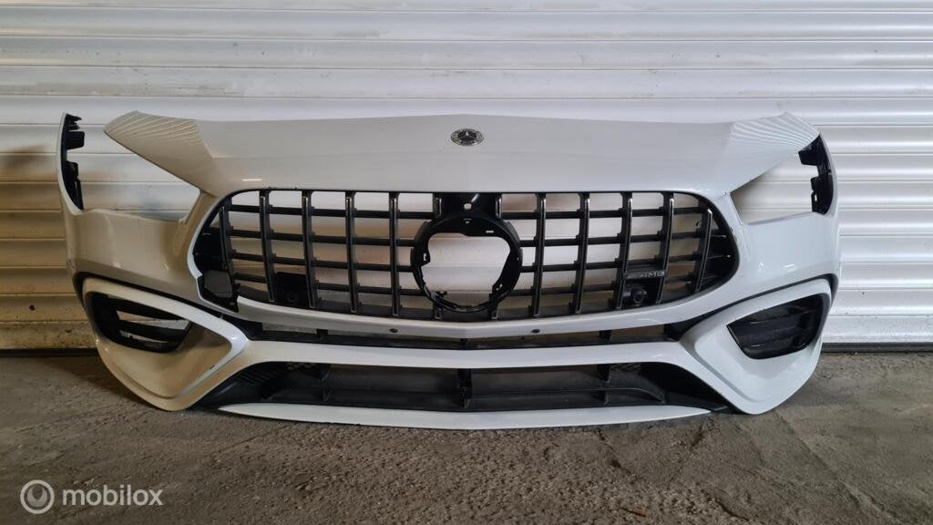 Bumper voor Mercedes CLA 45 AMG X118 C118 ('19->), Gebruikt, Voor, Mercedes-Benz, Ophalen of Verzenden