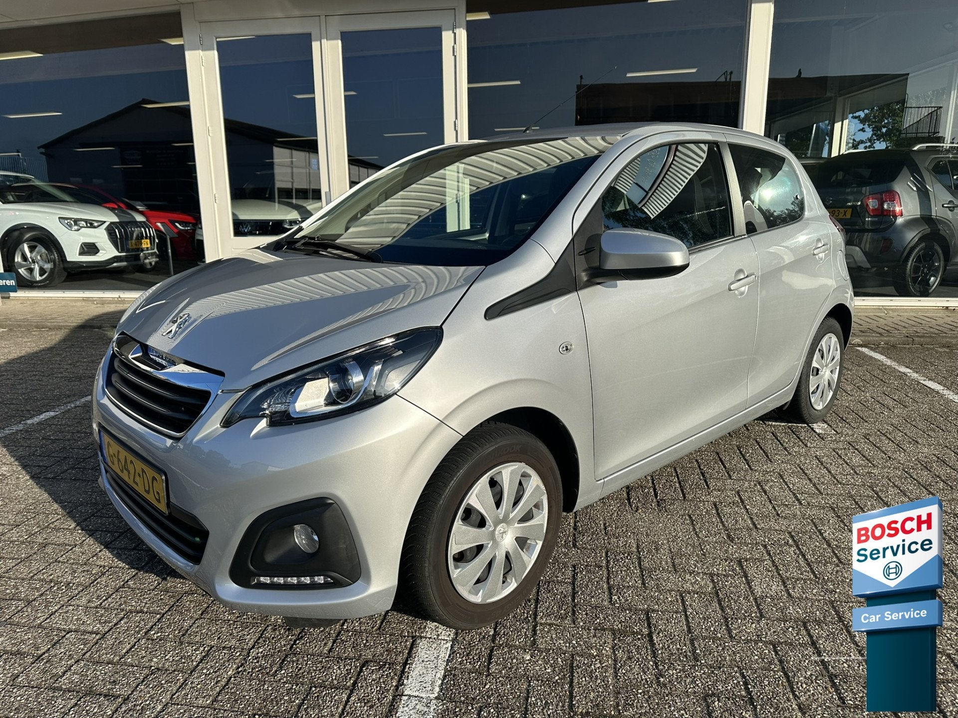 Peugeot 108 1.0 e-VTi Active | Airco | Bluetooth | Elektr. p, Voorwielaandrijving, Stof, Gebruikt, 4 stoelen