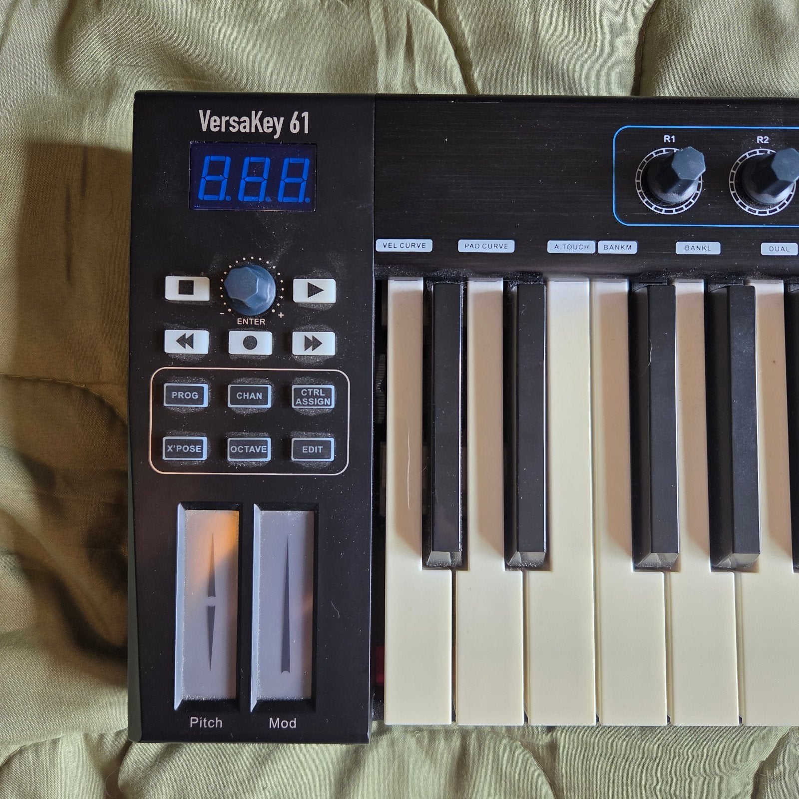Devine VersaKey 61 MIDI Keyboard Controller, Muziek en Instrumenten, Keyboards, Zo goed als nieuw, 61 toetsen, Overige merken