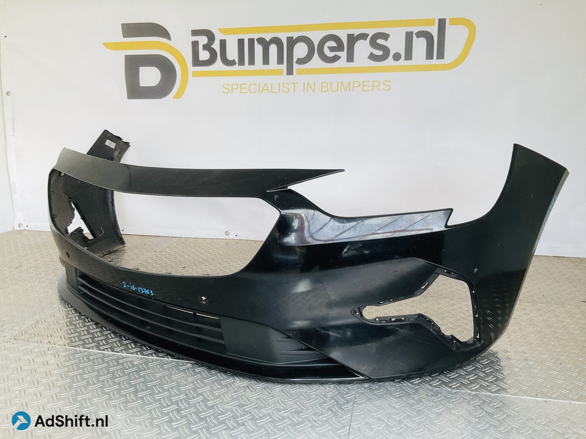 Bumper Opel Insignia B 6xpdc 39052730 Voorbumper 2-i6-13763R, Auto-onderdelen, Bumper