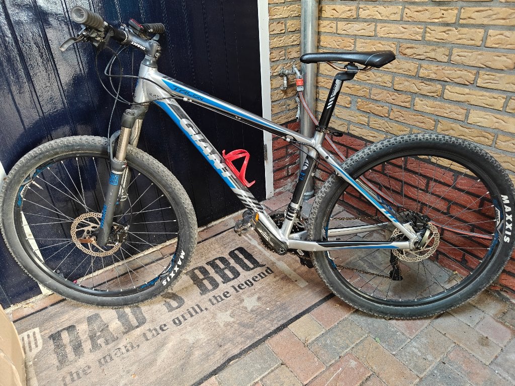 Giant Talon 2 met 30 (Deore) versnellingen, Fietsen en Brommers, Fietsen | Mountainbikes en ATB, Ophalen, Hardtail, Heren, 49 tot 53 cm