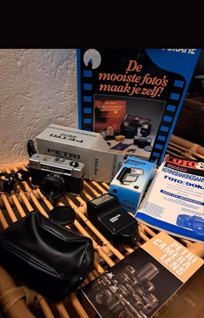 Petri fotocamera,ewolux lens en toebehoren
Hele set, Ophalen of Verzenden, Nieuw