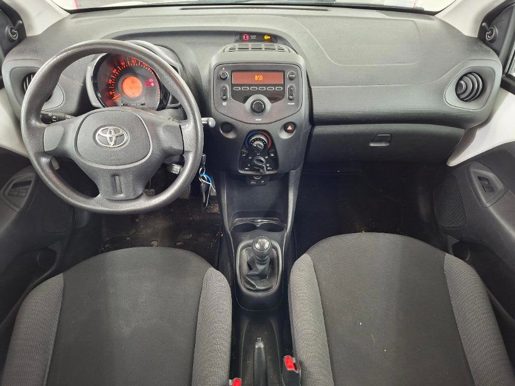 Foto 8 van Toyota Aygo 1.0 5D NAP Airco Bluetooth APK 2027 Elek.ramen N