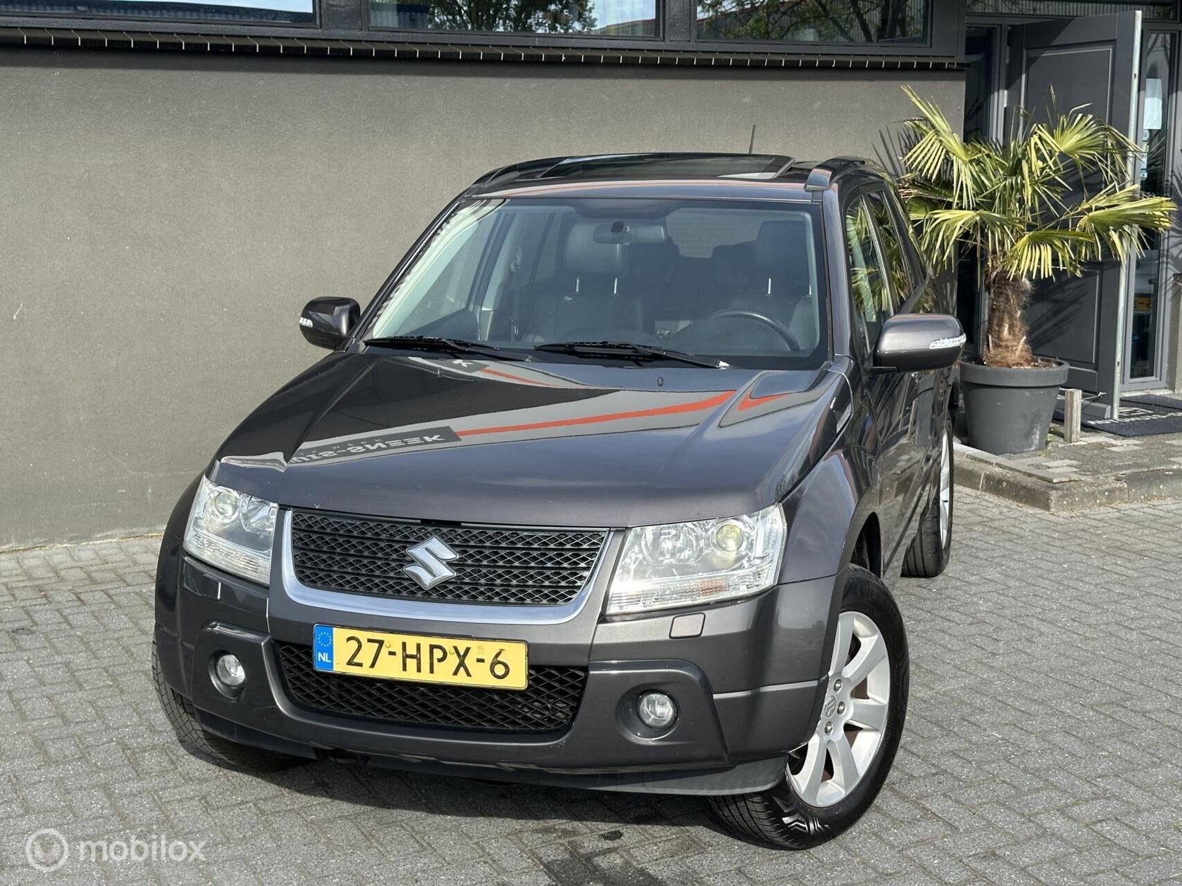Suzuki Grand Vitara 2.4 High Executive 4x4 | Pano | Trekhaak, Auto's, Suzuki, Gebruikt, 4 cilinders, 1850 kg, Grand Vitara