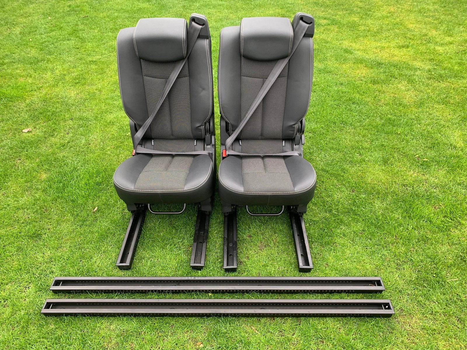 2 Stoelen/Zitbank Oldtimer,Bus,VW Doka,GMC,Camper,Cabine, Ophalen, Nieuw, Triumph