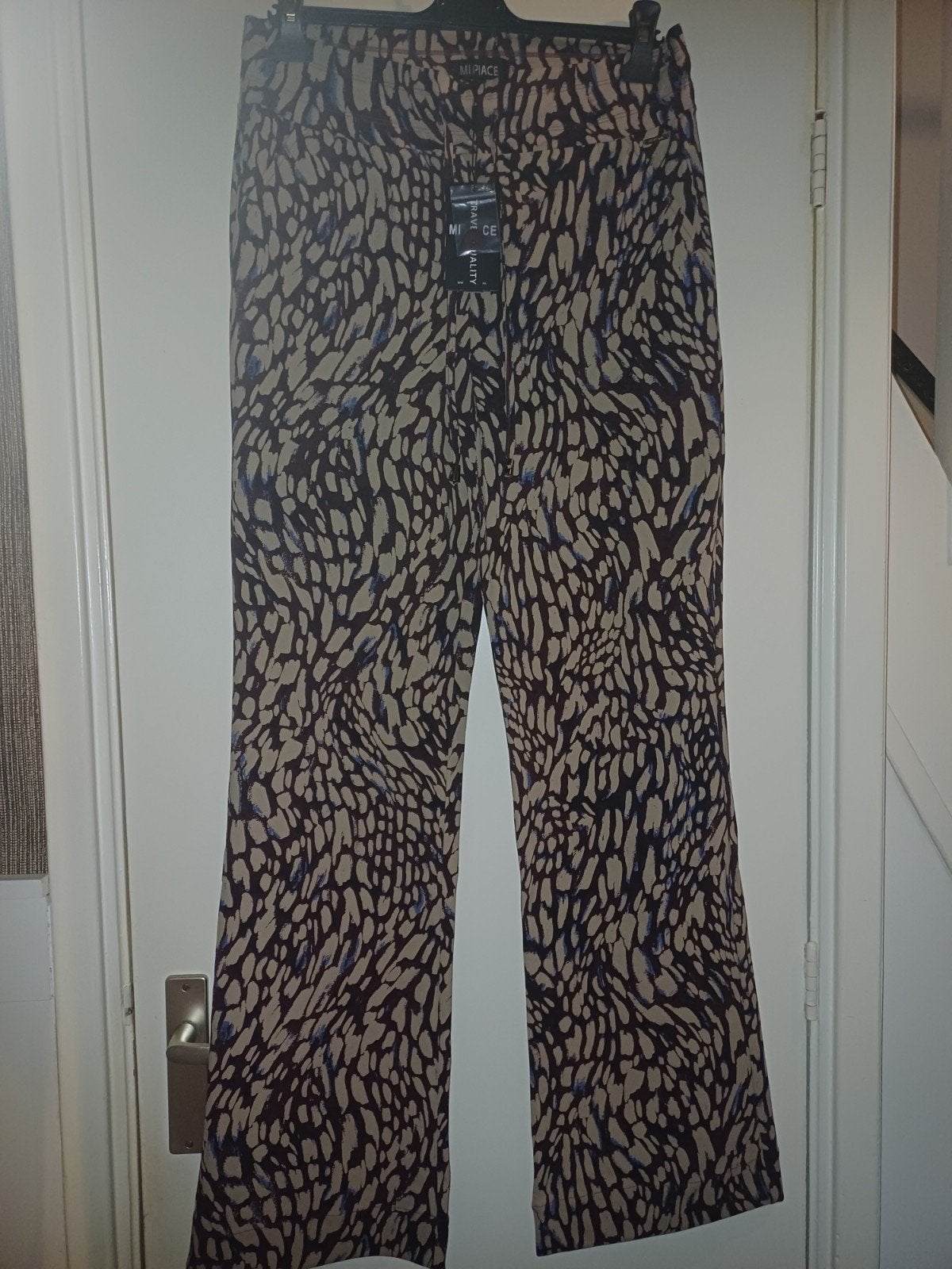 Mi Piace Travelbr Straight Leg Burgundy Latte Abstract Pri, Kleding | Dames, Maat 46/48 (XL) of groter, Nieuw, Ophalen of Verzenden