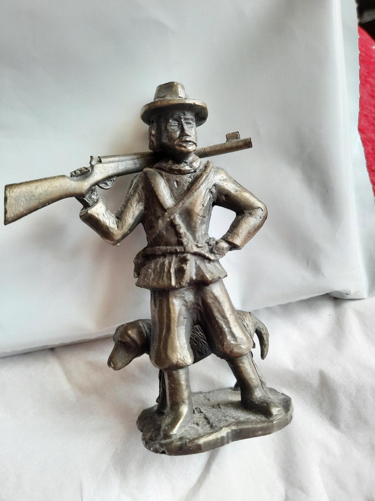 Oud klein jagers beeldje, Antiek en Kunst, Verzenden