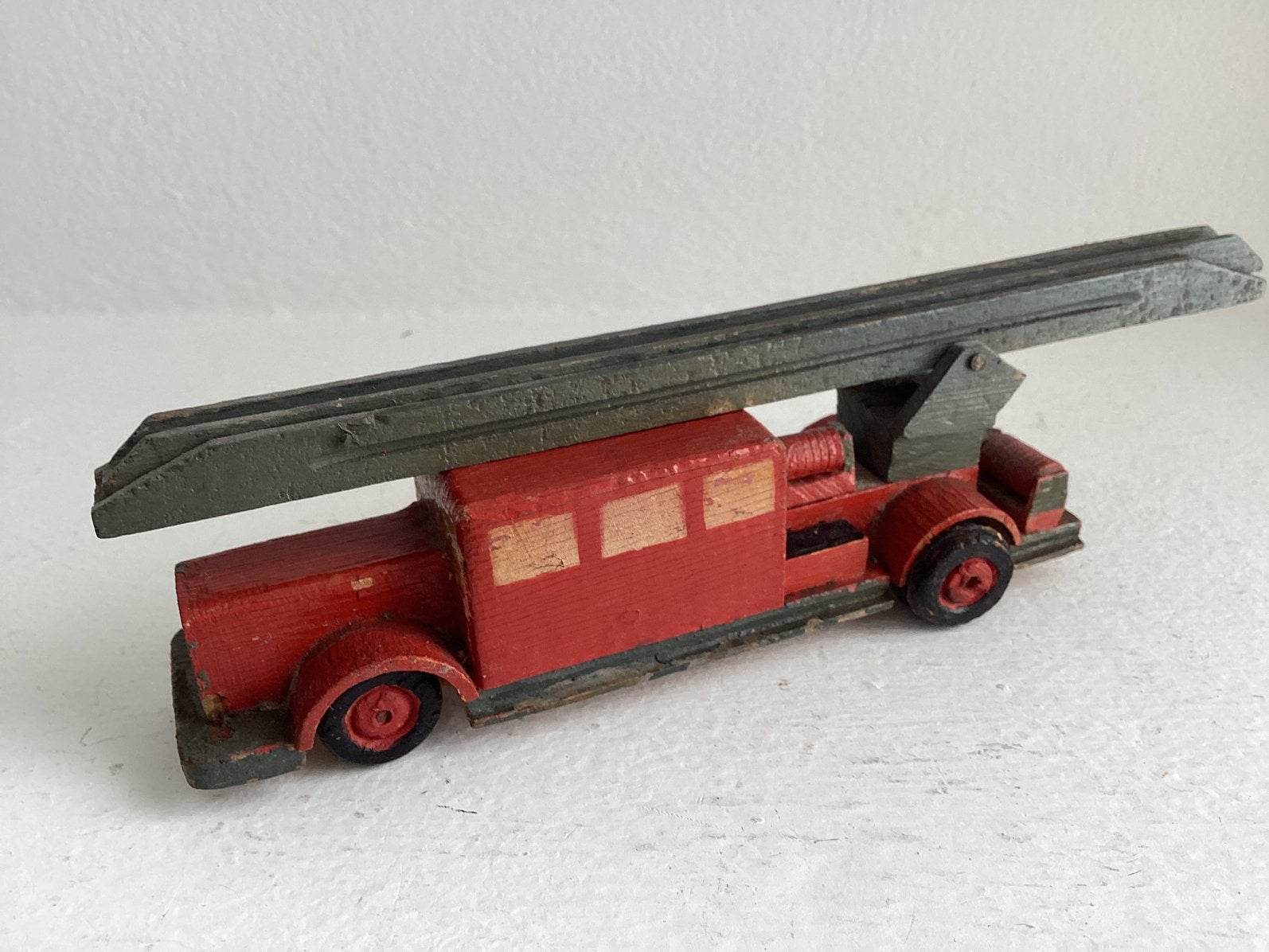 Brandweer auto hout, Antiek en Kunst, Antiek | Speelgoed, Ophalen of Verzenden